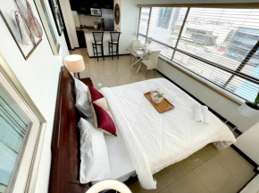 Ecuabook Suite Familiar 810 Frente Mall Del Sol